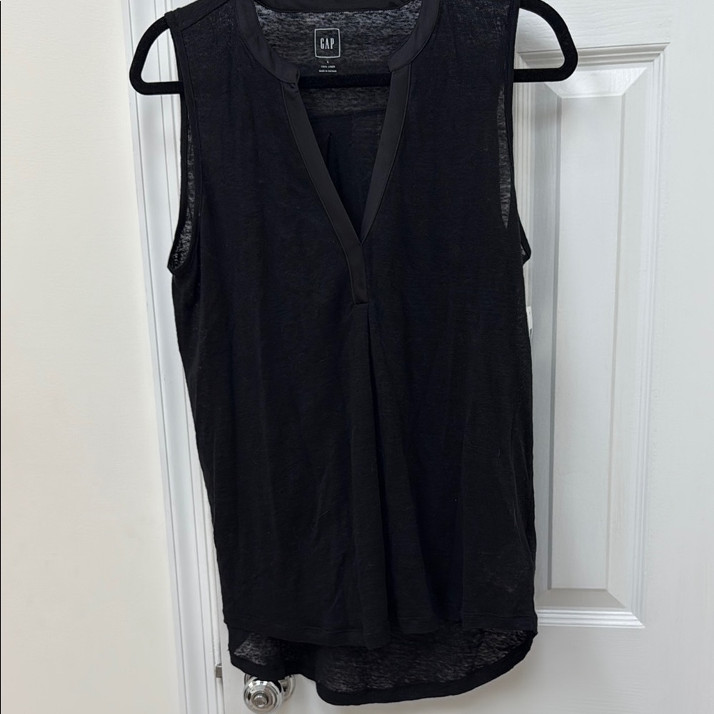 GAP Black Sleeveless Blouse Professional Style